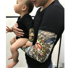 Afbeelding in Gallery-weergave laden, Baby Tattoo Sleeve Rompertje
