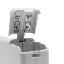 Afbeelding in Gallery-weergave laden, Elektrische Mini Handnaaimachine - Inclusief accessoires
